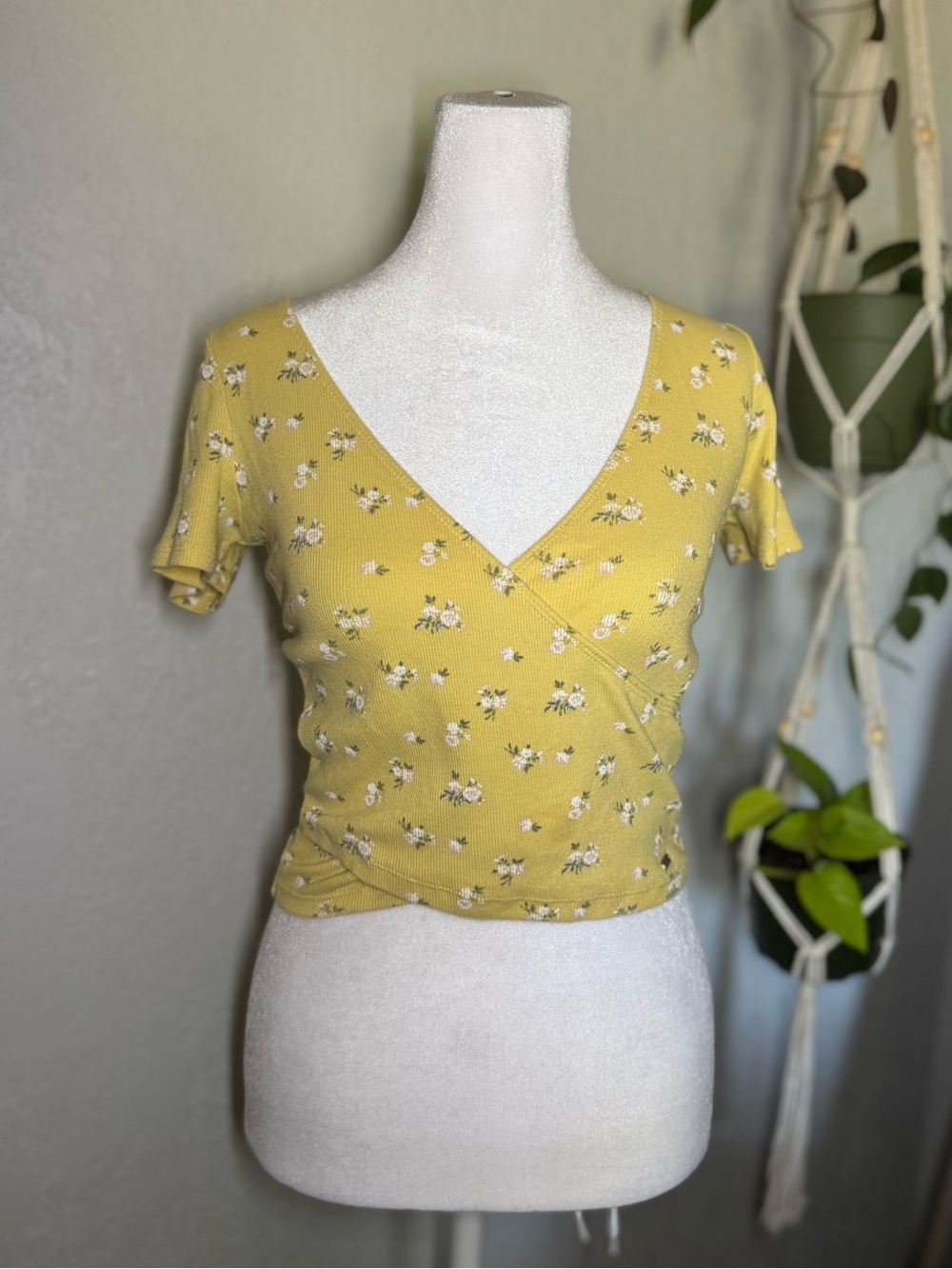 Hollister Mustard Yellow Floral Wrap Crop Top